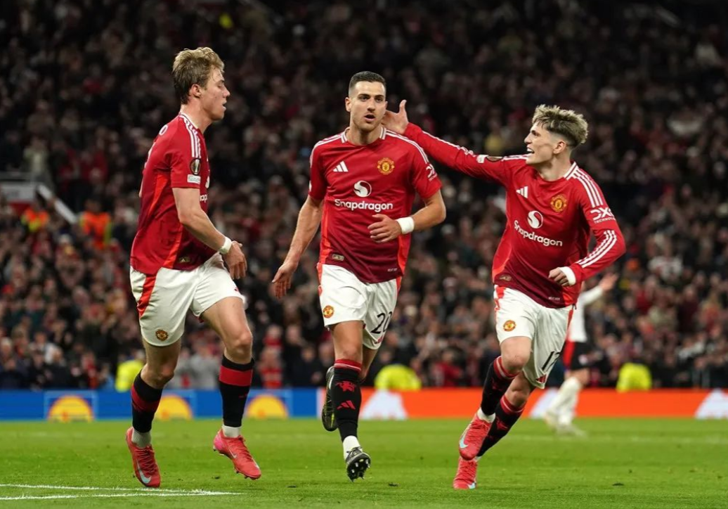 包含里程碑夜！曼联远射贴柱，意甲清晨刷纪录，目标明确，细节决定成败的词条